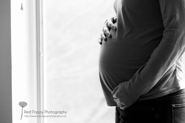 Maternity-belly-photo-seattle